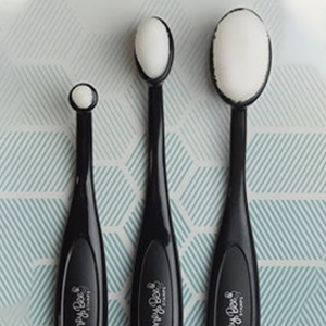 Honey Bee Detail Blender Brushes