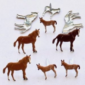 Eyelet Outlet Brads - Horse & Pony
